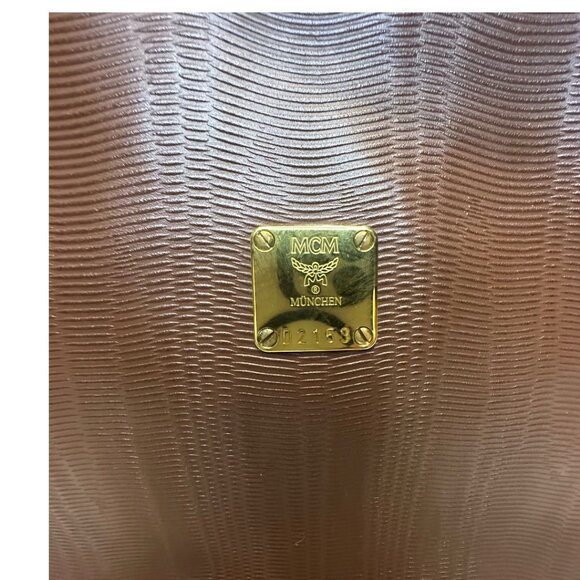 MCM Textured Brown Shoulder Bag with Gold Accents - Picture 4 of 11